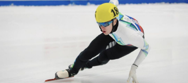 Izjemen uspeh slovenskega hitrostnega drsalca na ISU Junior World Cup 2